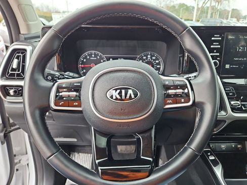 Used 2021 Kia Sorento EX w/ Panoramic Sunroof Package image 10