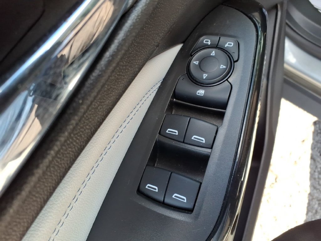 Used 2024 Chevrolet Trax LT w/ Driver Confidence Package FWD image 25