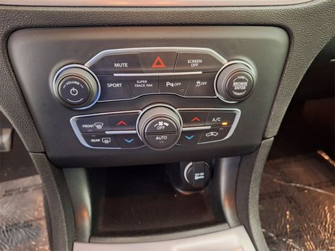 Certified 2023 Dodge Charger R/T image 23