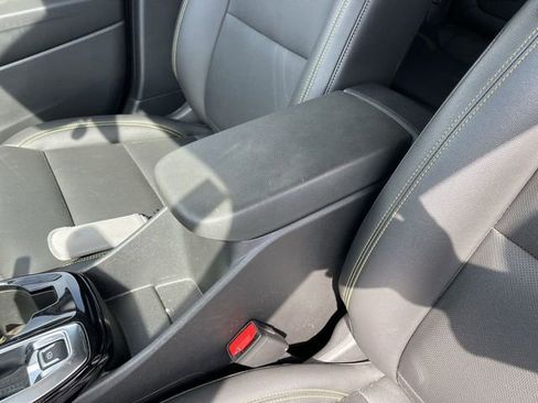 Used 2024 Chevrolet Trax ACTIV w/ Sunroof Package FWD image 20