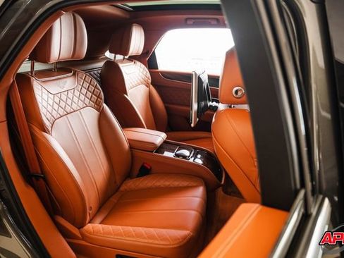Used 2017 Bentley Bentayga image 84