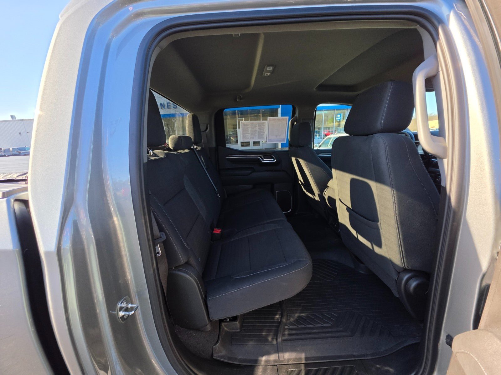 Used 2023 Chevrolet Silverado 1500 RST w/ Z71 Off-Road Package AWD/4WD image 18