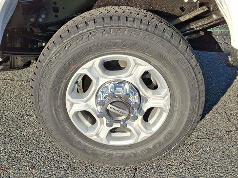 New 2026 Ford F250 XLT w/ FX4 Off-Road Package image 5