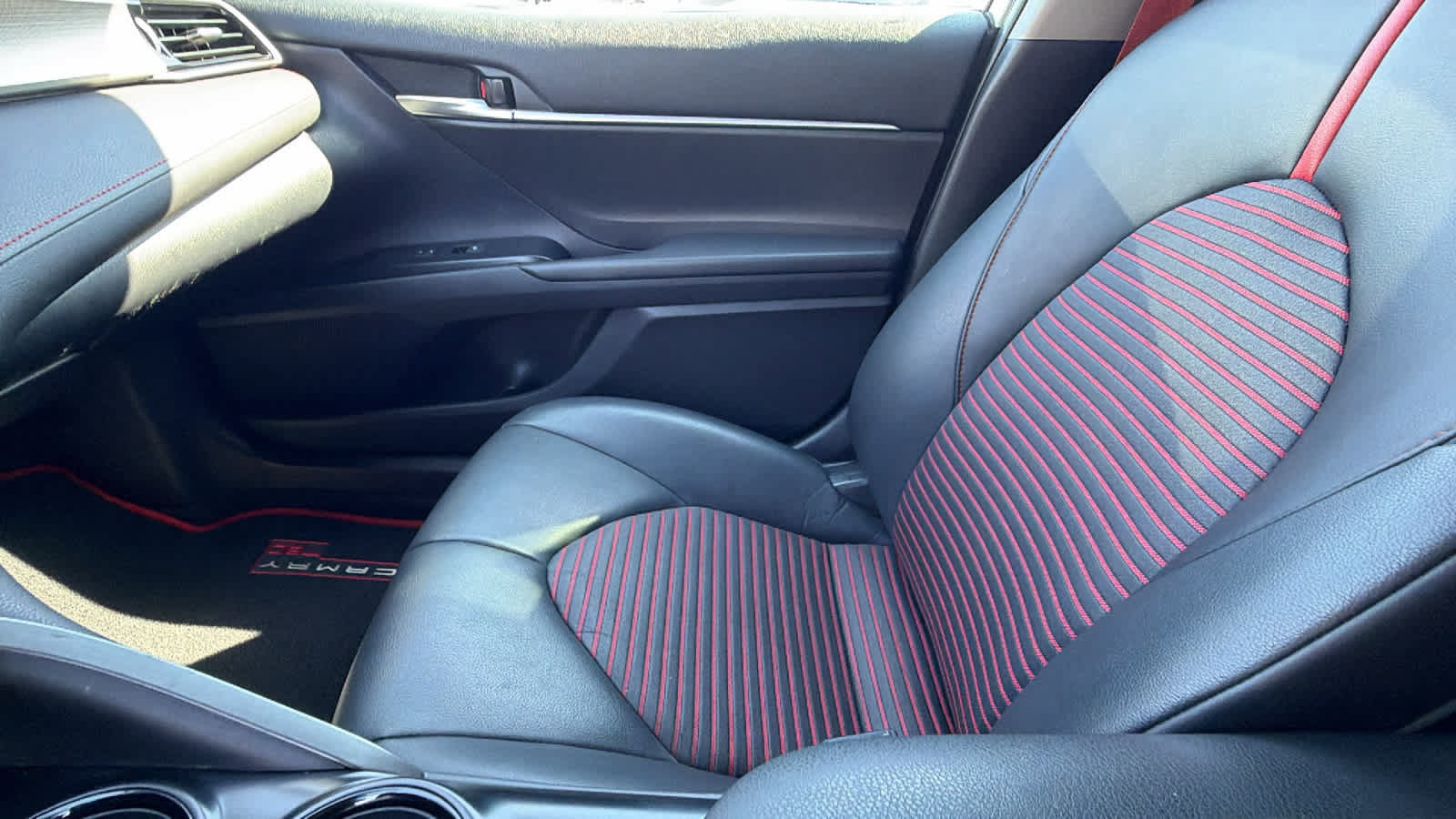 Used 2020 Toyota Camry TRD FWD image 12