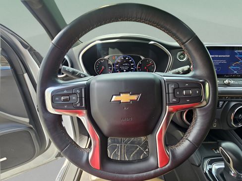 Used 2021 Chevrolet Blazer Premier w/ Driver Confidence II Package FWD image 30