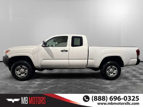 Used 2021 Toyota Tacoma SR image 7