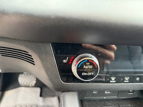 Used 2022 Mitsubishi Outlander SEL Black Edition image 30