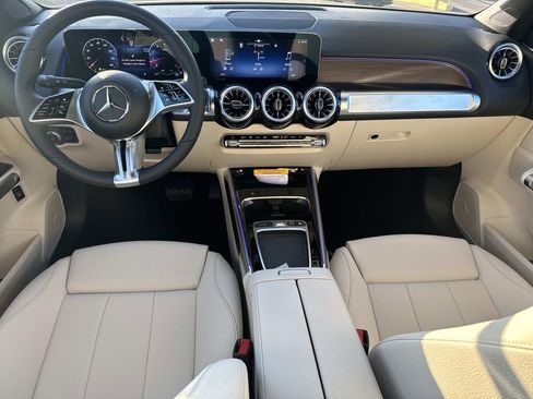 New 2026 Mercedes-Benz GLB 250 image 7
