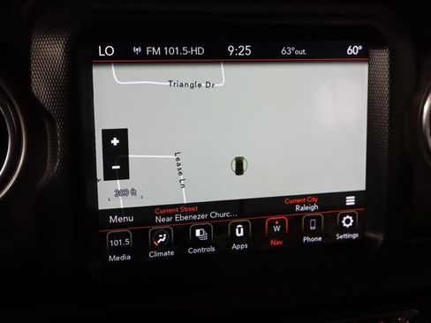 Used 2022 Jeep Wrangler Unlimited Rubicon AWD/4WD image 29