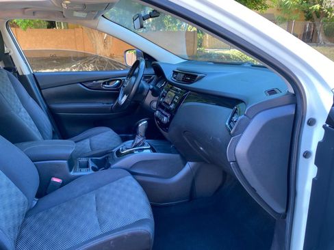 Used 2018 Nissan Rogue Sport AWD image 50