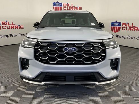 New 2026 Ford Explorer Platinum RWD image 8