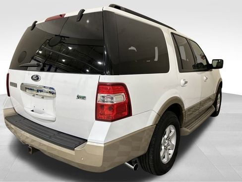 Used 2014 Ford Expedition XLT w/ Equipment Group 202A image 5