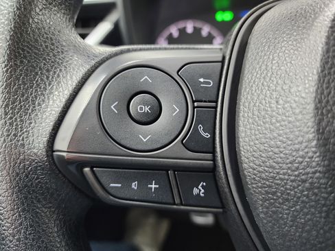 Used 2024 Toyota Corolla LE image 17