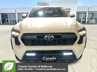 New 2025 Toyota Tacoma TRD Off-Road video 3