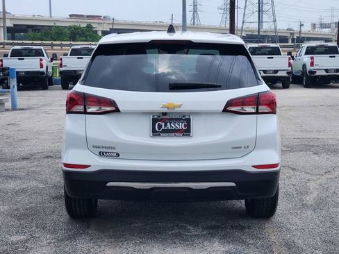 Used 2024 Chevrolet Equinox LT AWD/4WD image 6