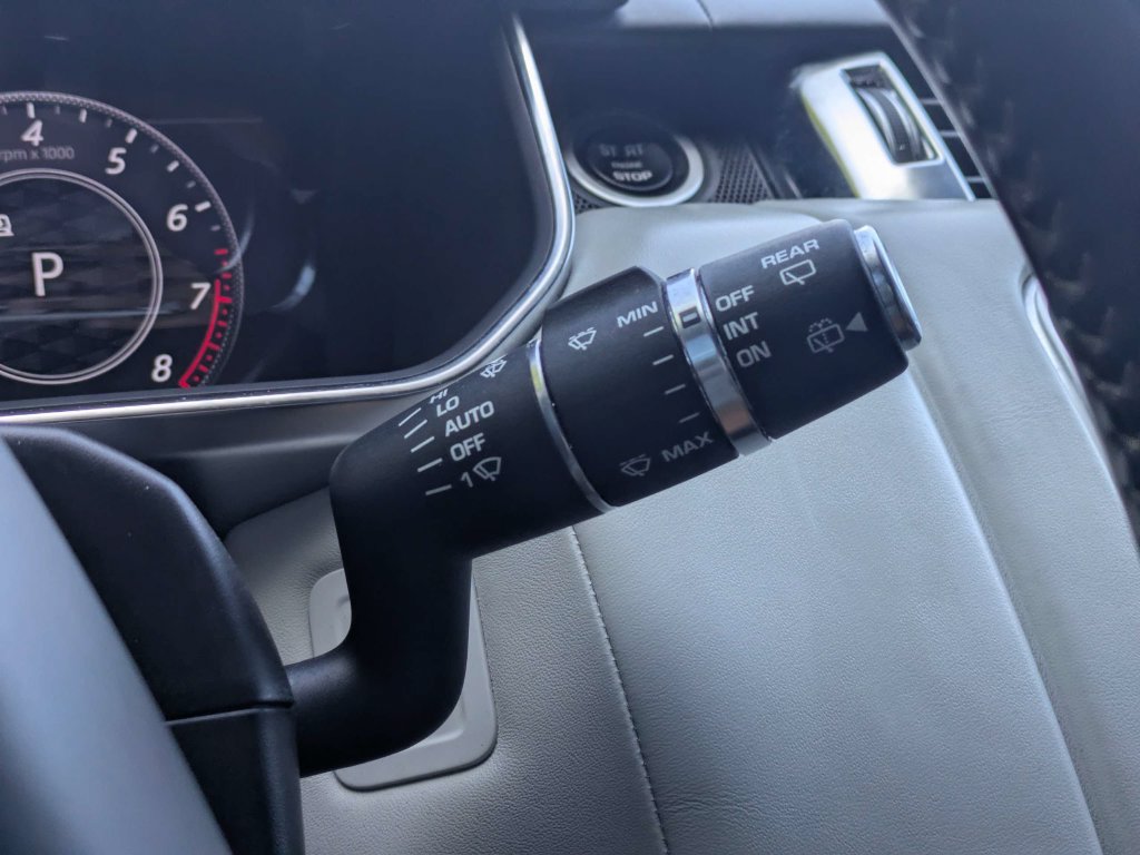 Used 2020 Land Rover Range Rover Sport SVR AWD/4WD image 31