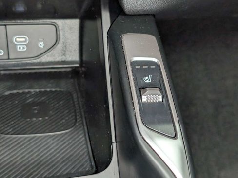 Used 2025 Kia Sorento S AWD/4WD image 32