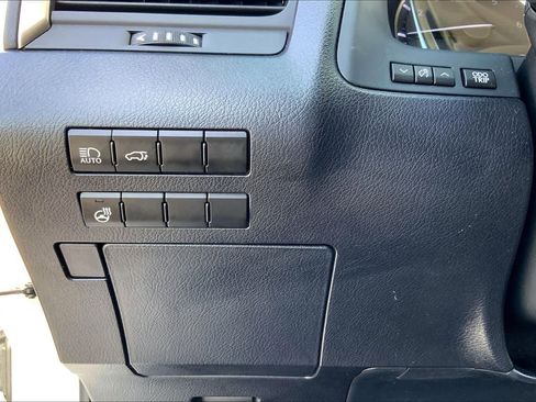 Used 2021 Lexus RX 350L FWD w/ Premium Package image 33