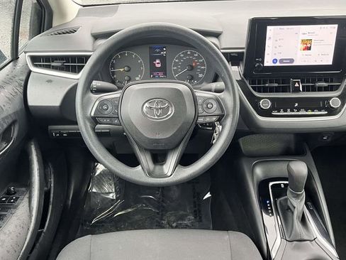 Used 2023 Toyota Corolla LE image 17