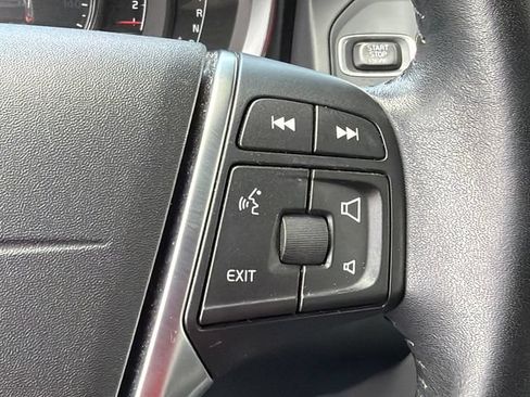 Used 2017 Volvo XC60 T5 Dynamic w/ Preferred Option Package FWD image 26