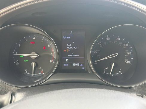 Used 2019 Toyota C-HR Limited FWD image 16