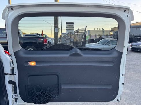 Used 2011 Toyota RAV4 2WD w/ Base L4 Extra Value Pkg image 20