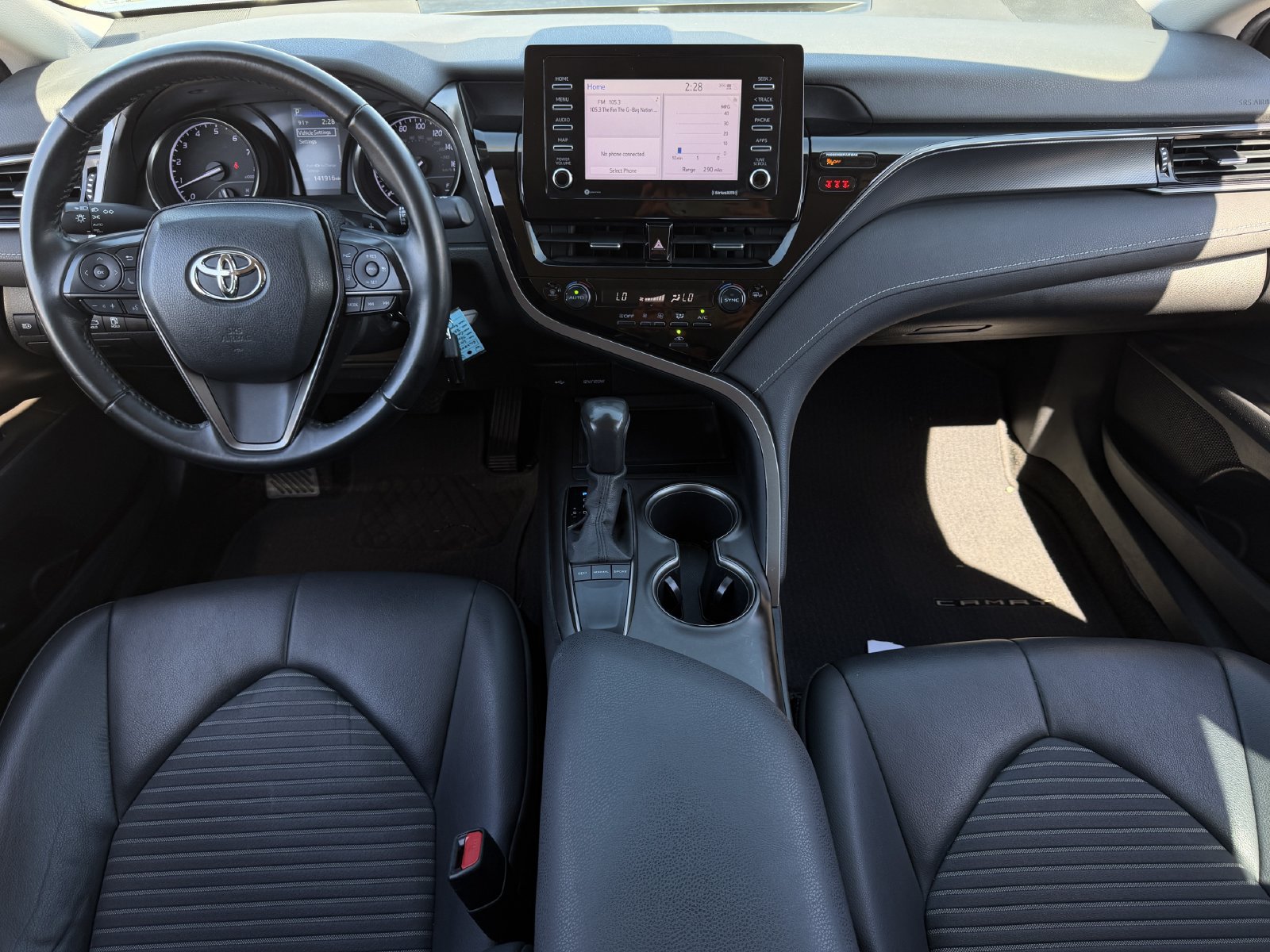 Used 2022 Toyota Camry SE FWD image 12