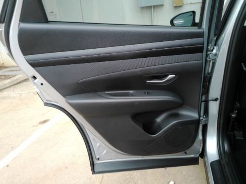 Used 2026 Hyundai Tucson SEL FWD image 17