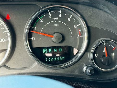 Used 2015 Jeep Wrangler Unlimited Sport w/ Quick Order Package 24S image 12