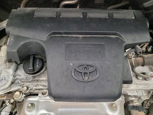 Used 2018 Toyota RAV4 XLE w/ All Weather Liner Package FWD image 30