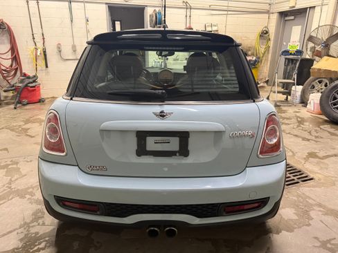 Used 2011 MINI Cooper S image 16