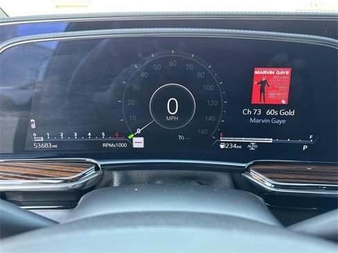 Used 2022 Cadillac Escalade ESV Premium Luxury image 33