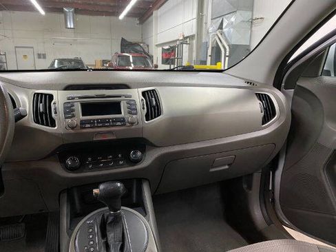 Used 2011 Kia Sportage LX w/ Convenience Pkg image 20