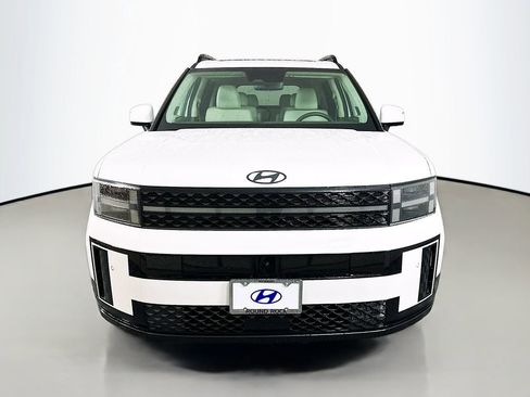 Used 2024 Hyundai Santa Fe Calligraphy AWD/4WD image 2