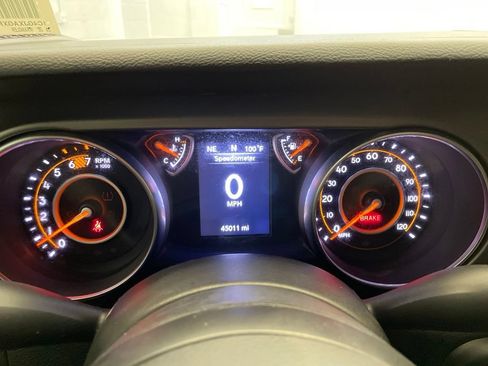Used 2023 Jeep Wrangler Sport AWD/4WD image 11