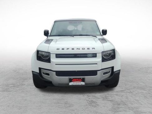 Used 2024 Land Rover Defender 110 S AWD/4WD image 2