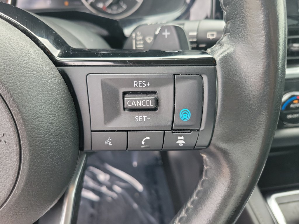 Certified 2023 Nissan Pathfinder SL FWD image 21