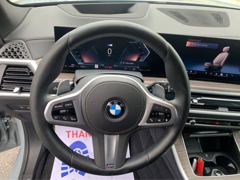 Used 2024 BMW X5 xDrive40i w/ M Sport Package AWD/4WD image 15