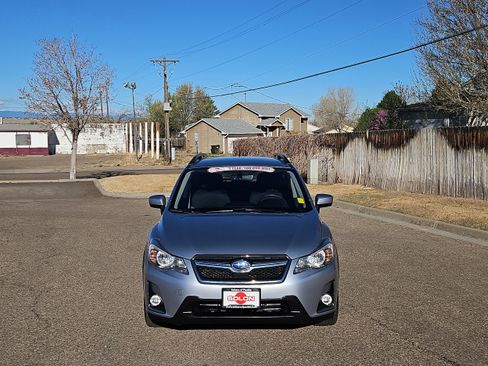 Used 2017 Subaru Crosstrek 2.0i Premium image 13