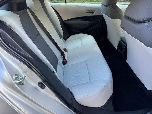 Used 2022 Toyota Corolla L FWD image 24