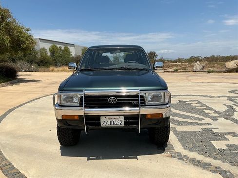 Used 1992 Toyota 4Runner SR5 AWD/4WD image 2