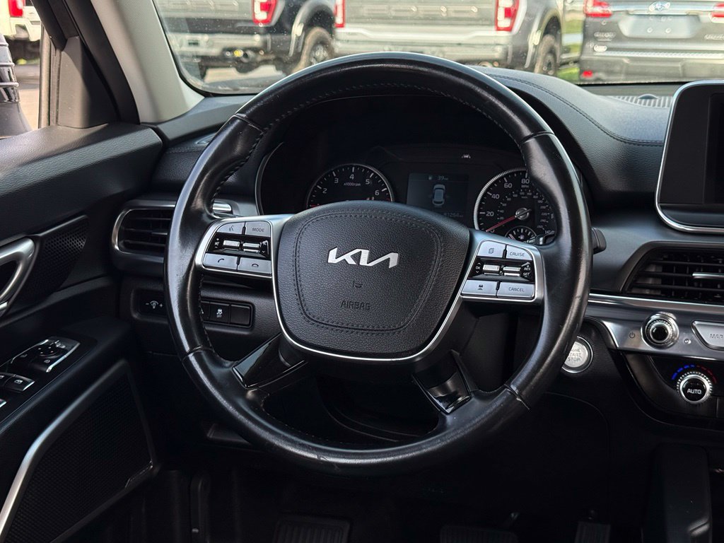 Used 2022 Kia Telluride LX AWD/4WD image 7