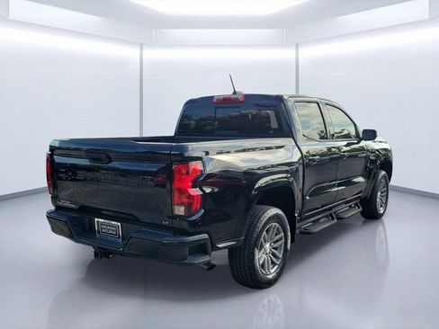Used 2023 Chevrolet Colorado LT w/ LT Convenience Package II RWD image 4