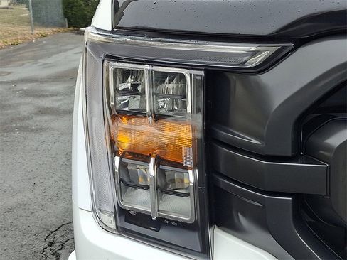 Used 2022 Ford F150 XLT w/ Equipment Group 302A High image 10