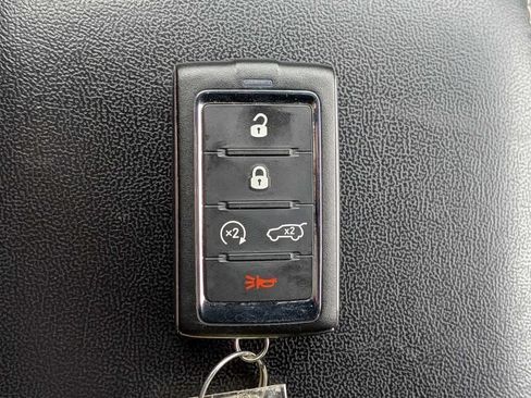 Certified 2023 Jeep Grand Cherokee Altitude AWD/4WD image 32