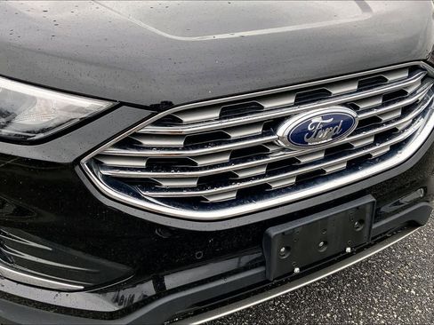 Used 2023 Ford Edge Titanium image 44