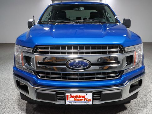 Used 2018 Ford F150 XLT w/ Equipment Group 302A Luxury image 4