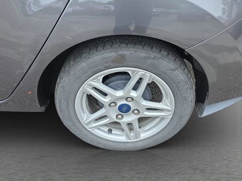Used 2019 Ford Fiesta SE FWD image 5