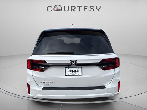 New 2026 Honda Odyssey EX-L image 8