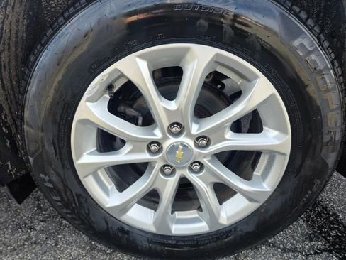 Used 2018 Chevrolet Equinox LT w/ Sun & Infotainment Package image 10